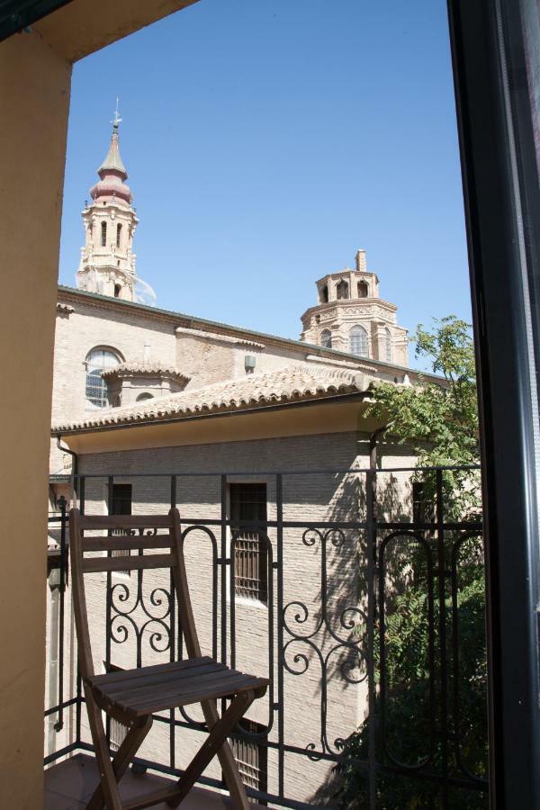 Apartamento Dean Dos Catedrales Zaragoza Exterior foto