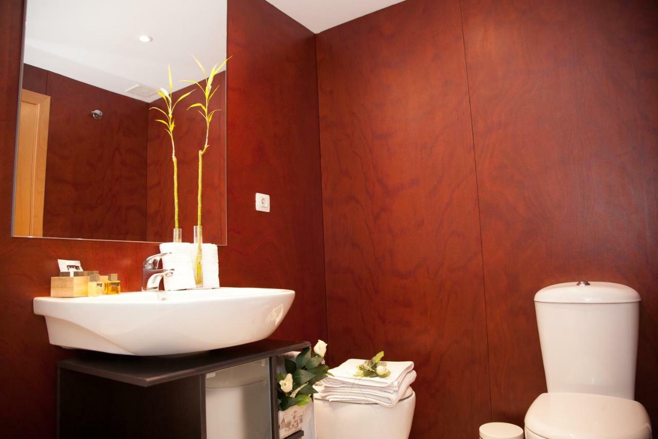 Apartamento Dean Dos Catedrales Zaragoza Exterior foto